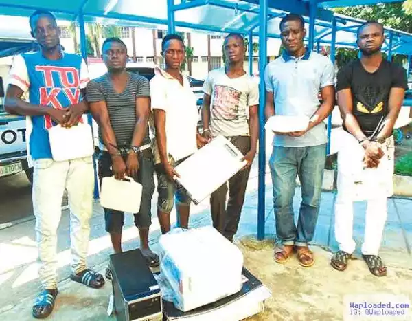 Teenagers burgle Lagos school, take seven computer sets